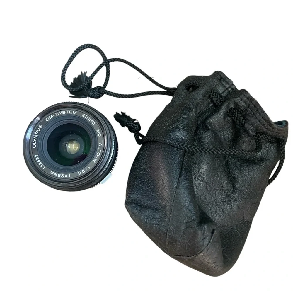 Olympus OM System Zuiko Auto-W 28mm f/2.8 MF Lens OM-1 JAPAN #2 158889 In Case